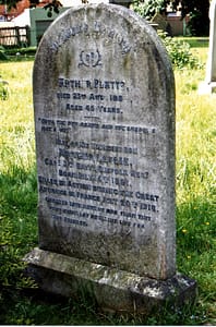 Capt. Arthur Platts headstone before restoration