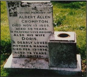 Private Albert Crompton's headstone